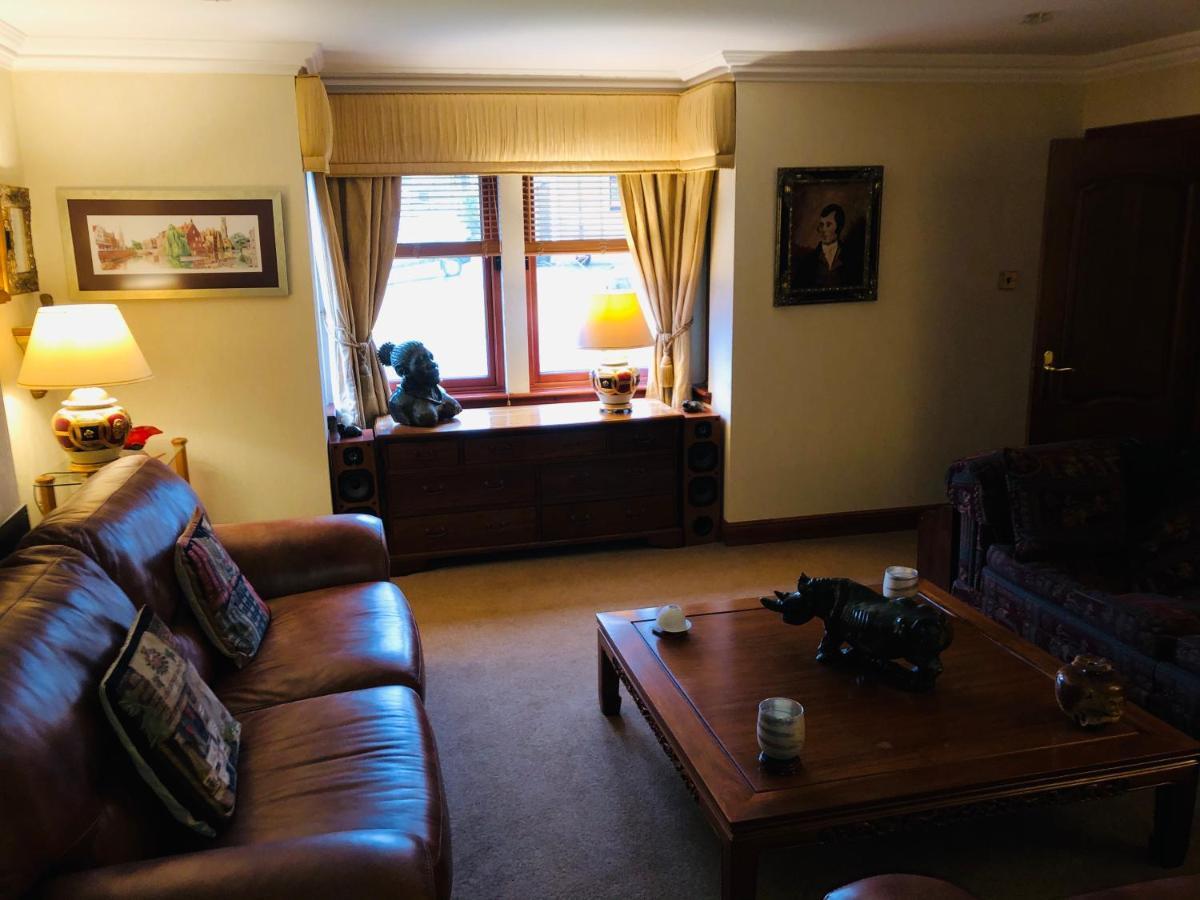 Tranquil Accommodation In A Great Location. 래너크 외부 사진