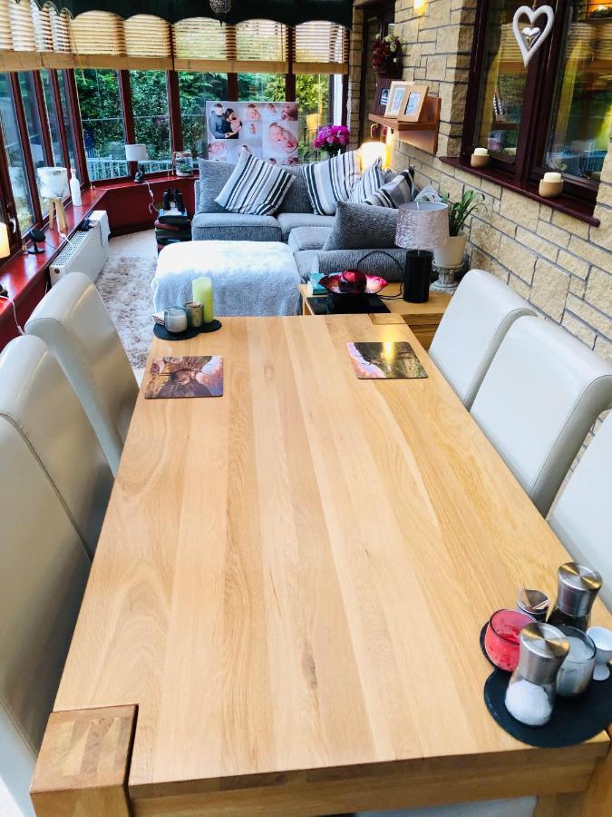 Tranquil Accommodation In A Great Location. 래너크 외부 사진